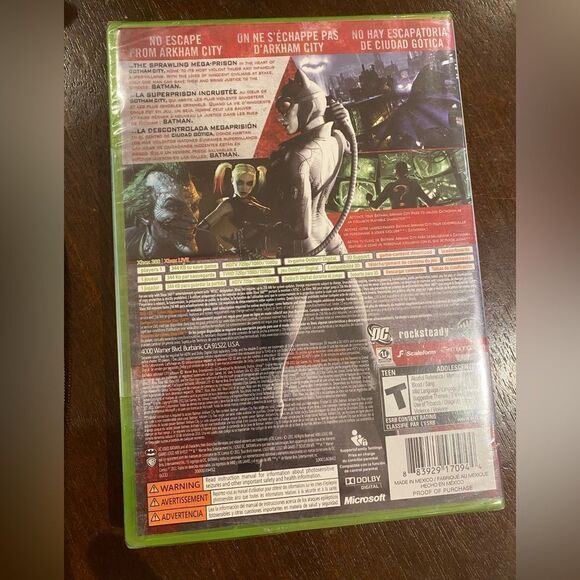 Sealed Batman: Arkham City (Microsoft Xbox 360, 2011) Brand New - Picture 2 of 2